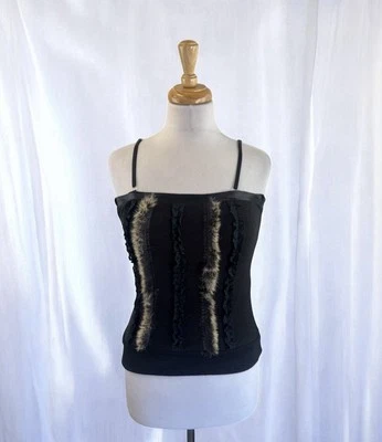 Camiseta sin mangas de encaje tejida negra con ribete de piel real coqueta Angelcore femenina romántica Y2K Foto 1 de 4