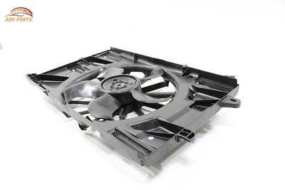 Jeep Cherokee 2020-2023 radiador ventilador de refrigeración cubierta y cuchilla y motor OEM Foto 1 de 4