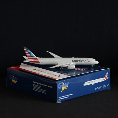 Gemini Jets 1:400 American Airlines N835AN B787-9 GJAAL2088 [2023 RELEASE] - Image 1 of 4