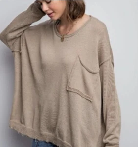 Staffelei Oversize Strickpullover Fronttasche Used-Säume Größe Medium hellbraun - Bild 1 von 11