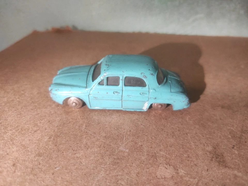 Dinky Toys - 1:43 - Renault Dauphine Nr. 524 made in France - Colore raro (No... - Immagine 1 di 4