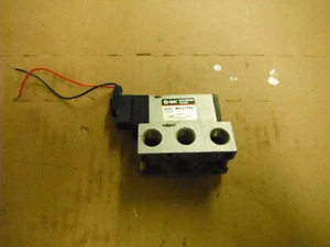 SMC Pneumatic Solenoid Valve (1237) - Foto 1 di 1