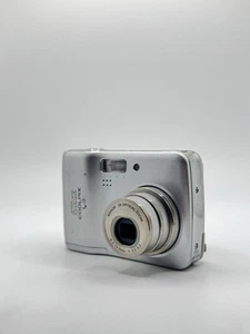 Nikon Coolpix L3 5.1MP Silver Digital Camera 3x Zoom 2" LCD - Tested - Picture 1 of 5
