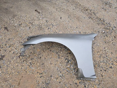 Guardabarros delantero izquierdo Infiniti G35 2007-2013 sedán OEM K51 Foto 1 de 4