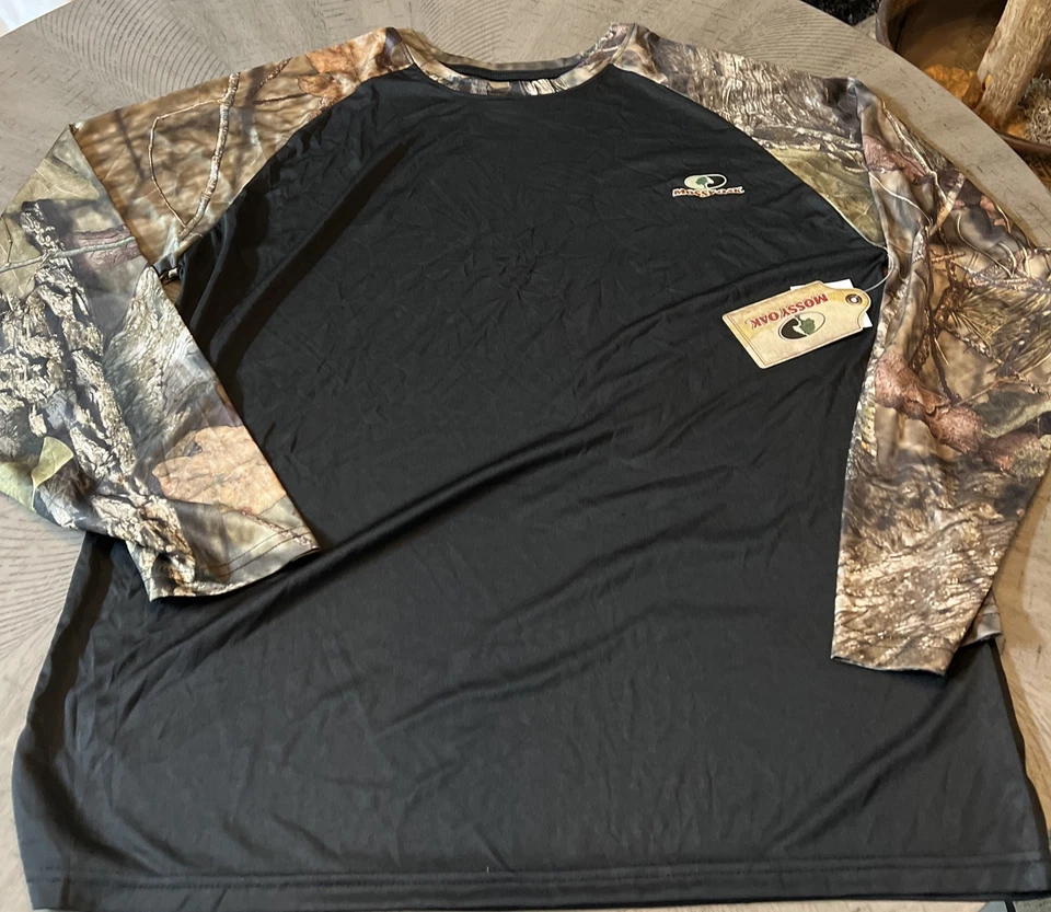 Mossy Oak Camouflage & Black Long Sleeve Shirt Size XL - Image 1 of 4