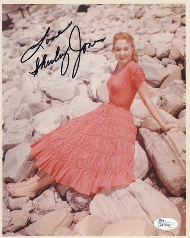 SHIRLEY JONES HAND SIGNED 8x10 COLOR PHOTO       YOUNG+BEAUTIFUL POSE        JSA Cover