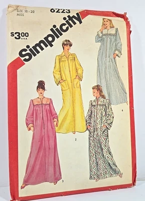 1980s Simplicity 6223 Robe Housecoat zip front Pattern Misses sz 18-20 UNCUT - Image 1 of 3