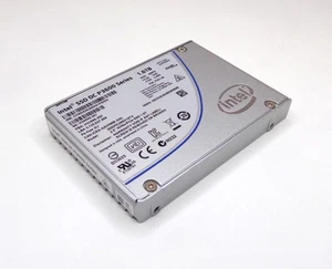 Intel DC P3600 1,6TB 2,5" PCIe NVMe SSD SSDPE2ME016T4 Unter 15 Einschaltstunden - Bild 1 von 1