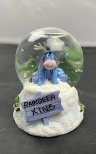Eeyore Mini Globo de Nieve Sello Winnie The Pooh Cruce de Reno - Imagen 1 de 6
