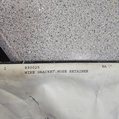 BILLY GOAT WIRE BRACKET HOSE RETAINER # 890025 NEW OEM — 第 1/3 张图片
