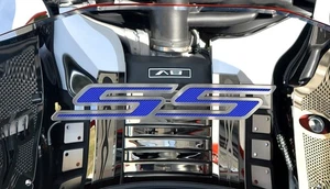Hood Emblem Blue Carbon Fiber "SS" fits 2010-2020 Chevy Camaro RS - Foto 1 di 2