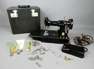 Vintage Singer Featherweight 221K sewing machine with case & accessories # - Picture 1 of 21