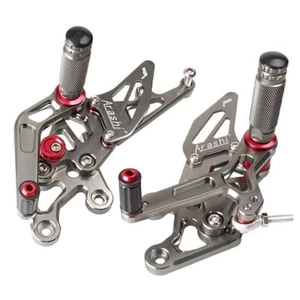Juego de estriberas traseras CNC Racing ajustables para motor Yamaha FZ8 FZ1 todos los años - Imagen 1 de 6