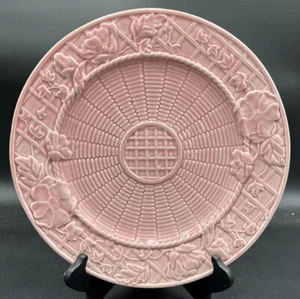 Vintage Bordallo Pinheiro Pink Lattice Flowers 12.25” Plate Portugal - Picture 1 of 8