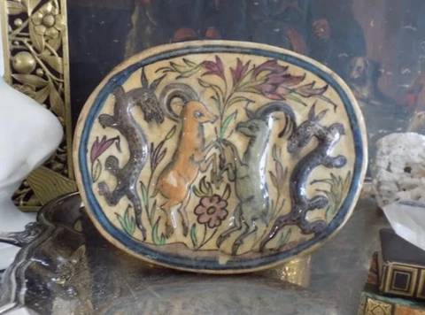Antique decorative pottery tile majolica look vintage Cover