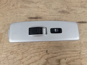 2004 2005 2006 Scion XB RH Right Passenger Power Window Door Switch OEM - Picture 1 of 4