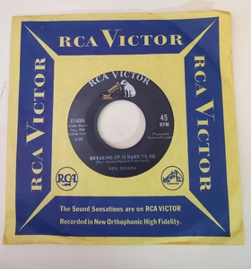 Neil Sedaka BREAKING UP IS HARD TO DO (ROCK N ROLL 45) #8046 PLAYS VG++ NO NOISE - Imagen 1 de 5