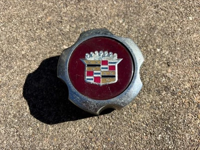 (1) Tapa central vintage 1983-1987 Cadillac Cimarron, OEM, ¡buen estado! Foto 1 de 4