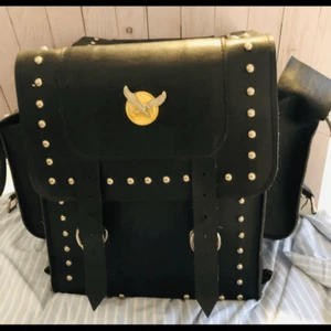 Vintage Willie & Max Motorcycle Tour Trunk Large Bag Black Synthetic Leather. - Picture 1 of 13
