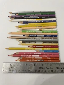 Lot of 24 Vintage Laurentien Coloured Pencils Crayons Art Pencils Canada - Picture 1 of 6