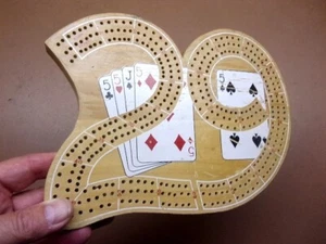 Vintage  29 CRIBBAGE BOARD w/4 Plastic Pegs 2-3 Players Worn with CHARACTER! - Picture 1 of 7