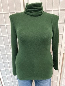 Women's GAP Medium Emerald Green Turtleneck Soft Knit Pullover Sweater - Picture 1 of 7