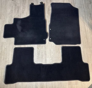 2007 - 2011 Honda CRV CR-V OEM Floor Mat Carpet 3 Piece Set OEM BLACK - Picture 1 of 6