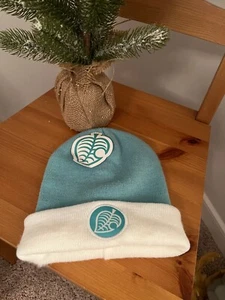 Neu mit Etikett - Animal Crossing Nintendo Strickmütze Beanie Mütze aqua/weiß Einheitsgröße - Bild 1 von 3