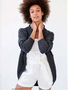 Cárdigan Wilfred Aritzia Diderot Gris Tachonado Modal Algodón Cocoon Salón M Usado en Excelente Condición - Imagen 1 de 12