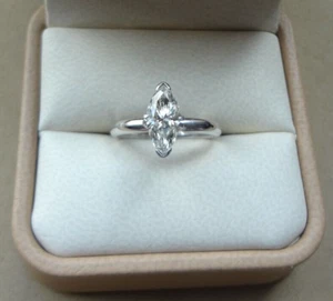 CLASSIC 14K WG 1.00 CT MARQUISE DIAMOND SOLITAIRE ENGAGEMENT RING - Picture 1 of 7