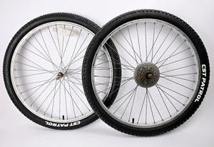 Vintage Araya 26" Wheels Suzue Hubs w/ Tires- Wheelset 26in, 5spd Freewheel - Picture 1 of 8