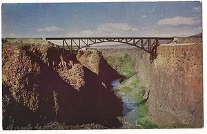 TWO BRIDGES Crossing CROOKED RIVER CANYON Near Bend OREGON Postcard OR - Picture 1 of 2
