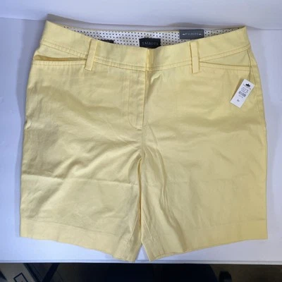 Nuevo con etiquetas Talbots Petite Butter Amarillo Perfecto Corto - 71/2” Entrepierna - Talla 8P Foto 1 de 3