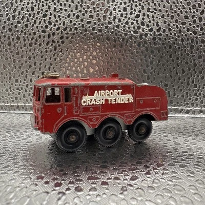 Vintage Lesney Matchbox No 63 FOAMITE CRASH TENDER Red Diecast England 1 - Image 1 of 4