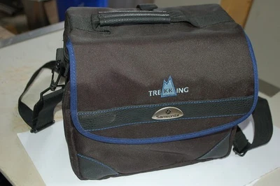 Samsonite Trekking SLR Camera / Camcorder Bag With Shoulder Strap  (medium size) - Image 1 of 4