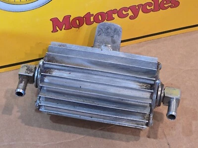 Enfriador de aceite de cabeza plana Harley-Davidson Shovelhead Knucklehead de colección Foto 1 de 4