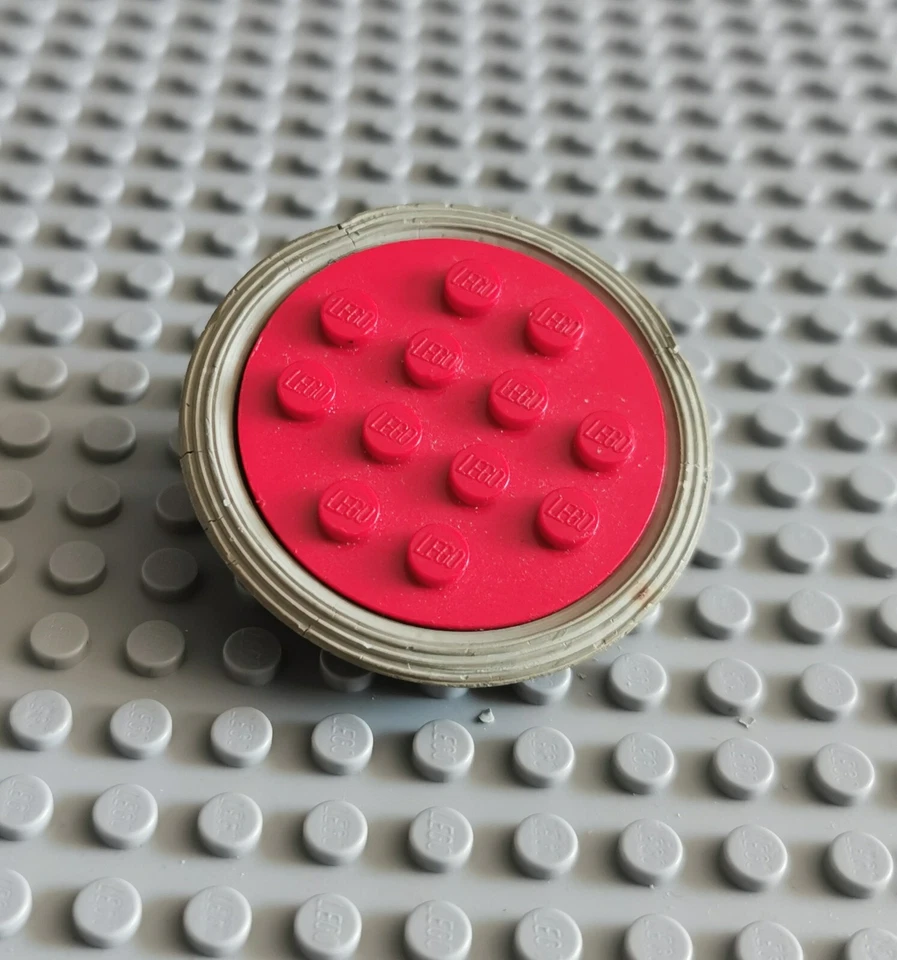 LEGO Reifen Felge 1 St. rot Red Wheel with Tire Smooth 715c02 P89 - Bild 1 von 1