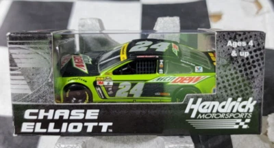 Chase Elliott #24 Mountain Dew 2016 SS NASCAR 1:64 C241665MUCL Foto 1 de 4