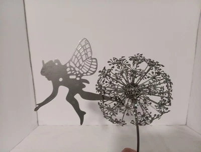 Fadas e dentes-de-leão dançam juntos ornamento escultura decoração estátua jardim - Imagem 1 de 4