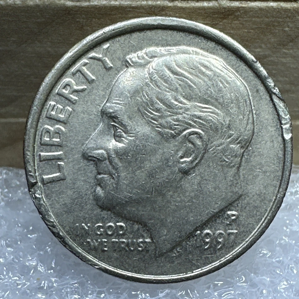 RARE - MULTIPLE ERRORS - 1997 P Roosevelt Dime 10 cent Double Rim, Die Chips - Image 1 of 4