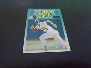 1992 FLEER 681 RICKEY HENDERSON OAKLAND ATHLETICS MAN OF STEAL