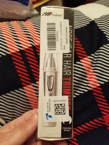FlePow Nose /ear Hair Trimmer New - Picture 1 of 3