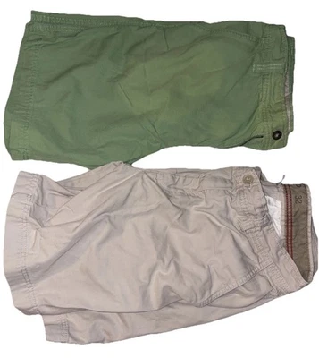 Lote de 2 Pantalones Cortos Izod Hombres Talla 32 Verde Salvia Tostado Marrón Playa Club de Golf Foto 1 de 4