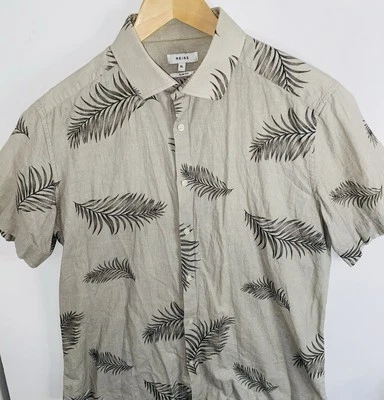 Camisa Reiss Para Hombres XL Gris Calce Ajustado Mezcla de Lino Pluma Palma Hawaiana Abotonada Foto 1 de 4
