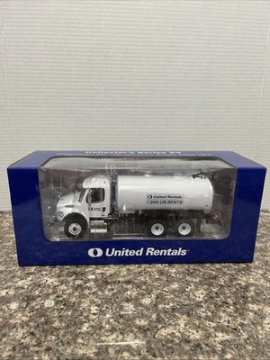 First Gear United Rentals Collectors Series XV M2-106 Curry Water Tanker - NUEVO Foto 1 de 4