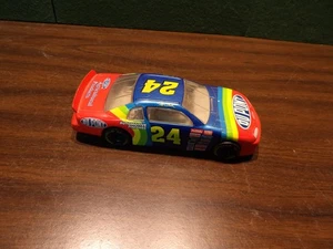 E7293 - Hasbro Jeff Gordon #24 Dupont 1998 Chevrolet Monte Carlo NASCAR Diecast - Picture 1 of 4