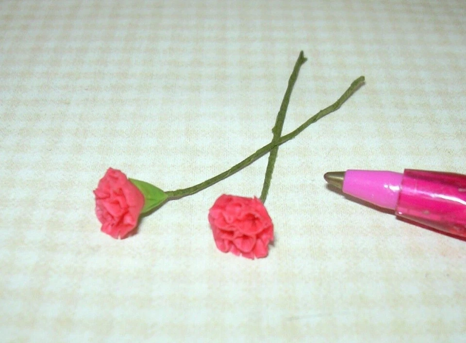 FALCON Miniature Loose Stems, Bright CORAL Carnations (2): DOLLHOUSE 1:12