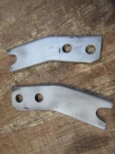 1954 Buick Roadmaster windshield wiper base mounting brackets pair set - Picture 1 of 2