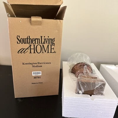 Candelabro mediano Southern Living at Home Kensington Hurricane 40701 Foto 1 de 2