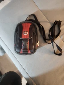 Wenger Swiss Army Gear Pocket Padded small Camera Bag Travel Bag - Picture 1 of 6